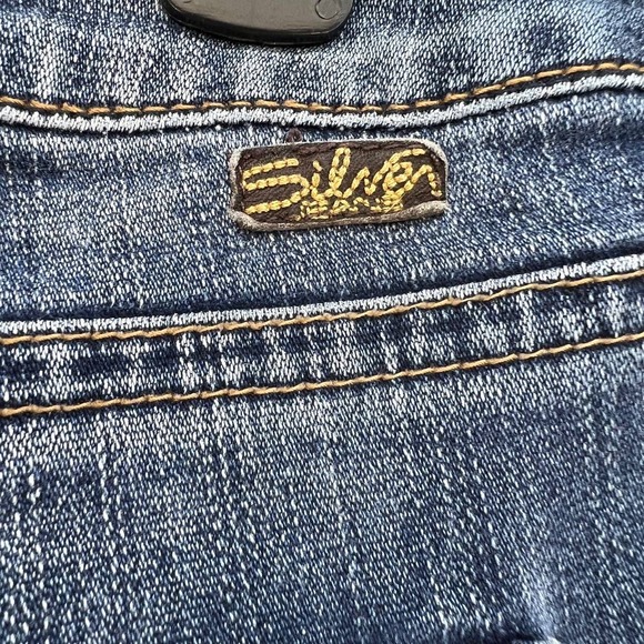 Silver Jean Co. Women's Suki Flare Jeans Size 32x32  Blue Embroidered Pockets - Picture 10 of 15
